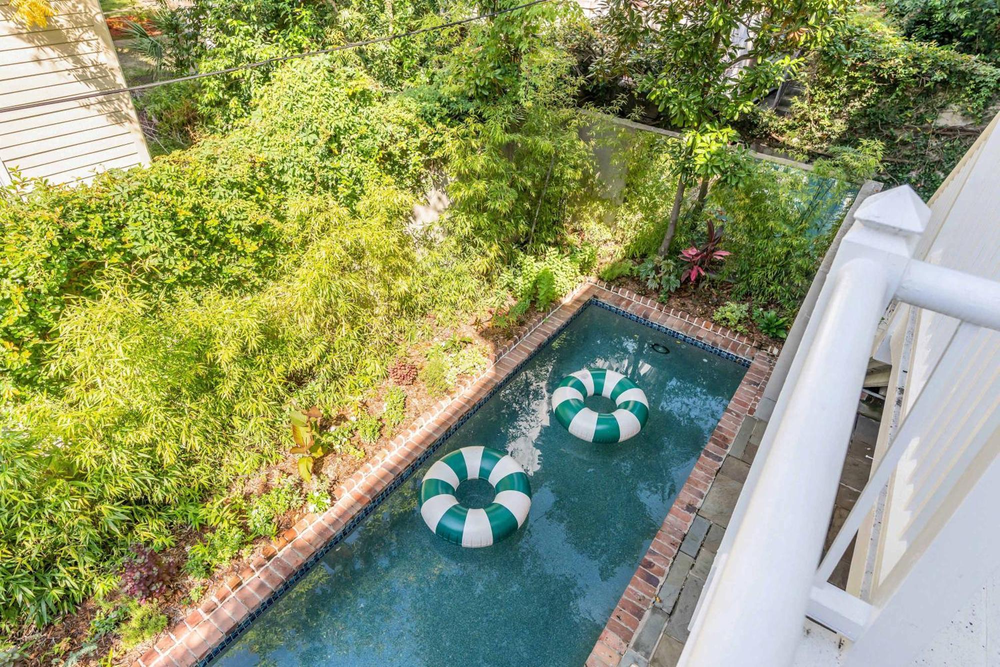 Serene Cottage With Beautiful Garden And Heated Pool Charleston Zewnętrze zdjęcie